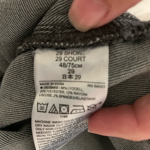 Gap Maternity Skinny Jeans - Picture 5 of 5